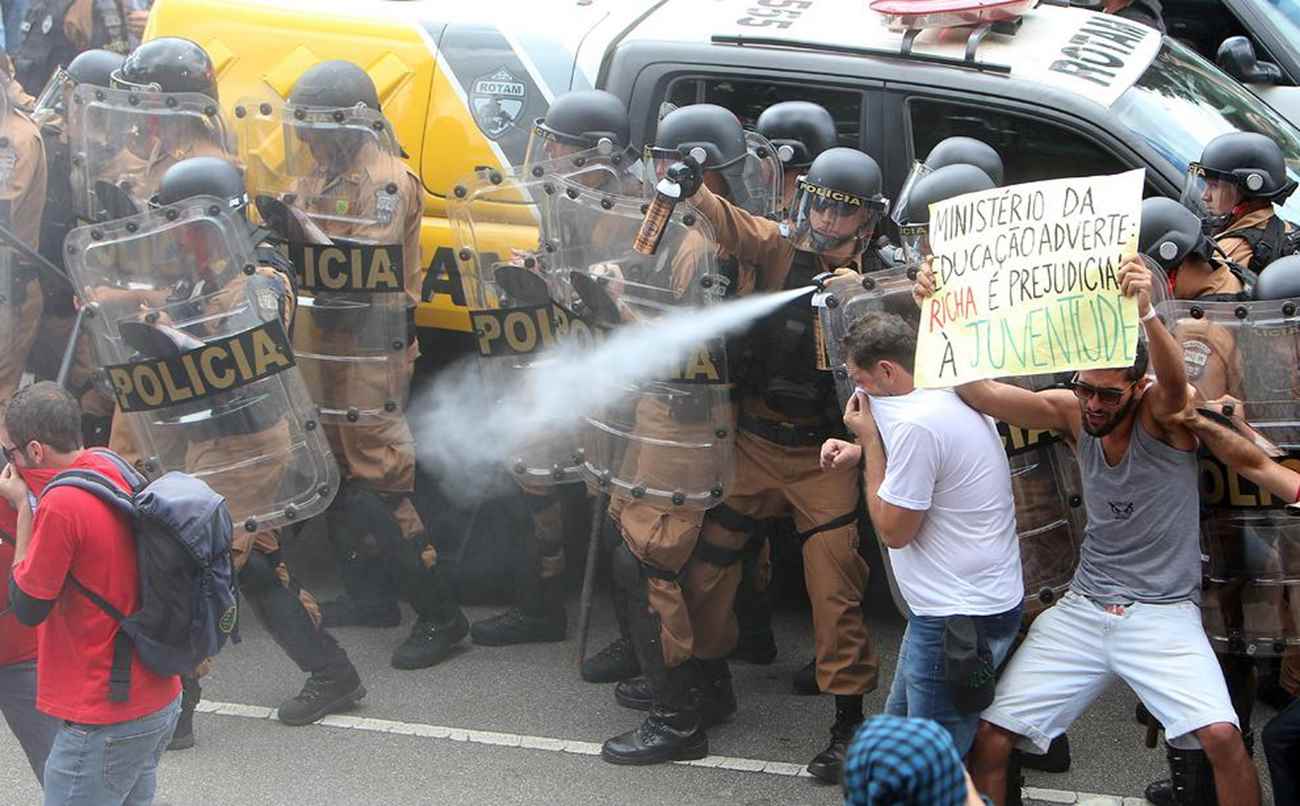 protesto professores PR 2
